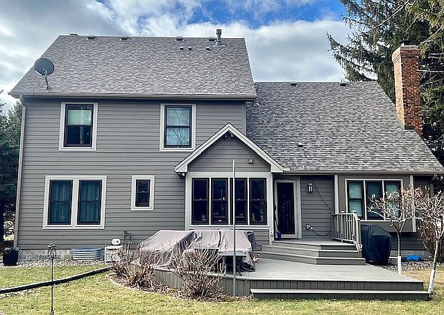 2nd image of 1301 Kenilworth Dr