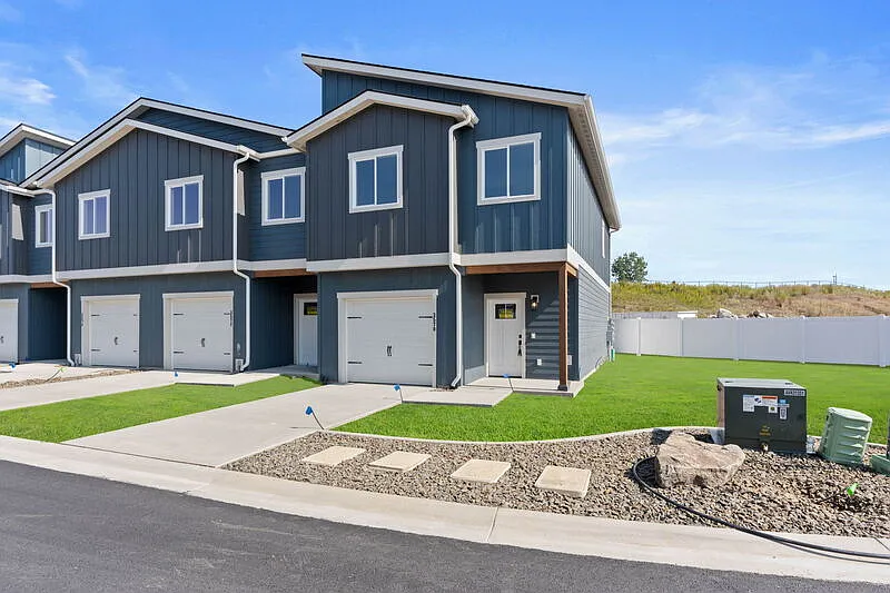 3570 N Blaze Loop