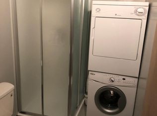 516 Church St APT 8, Iowa City, IA 52245