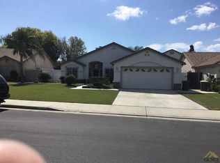 9817 Rancho Verde Dr, Bakersfield, CA