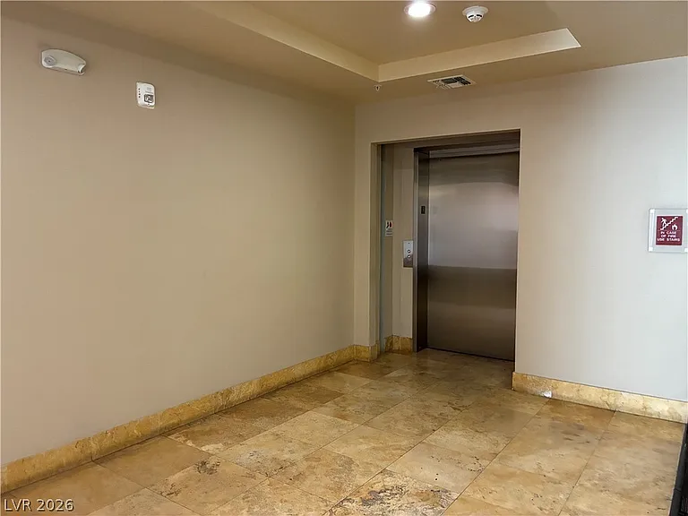 43 E Agate Ave #405 — Photo 16