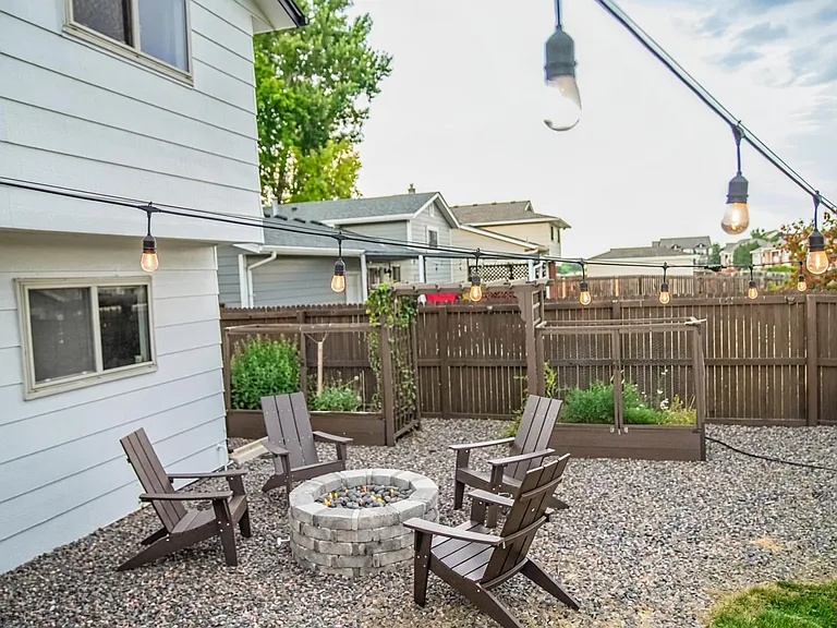 8702 W Stanford Ave — Photo 37