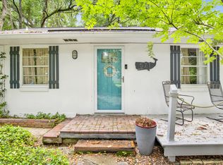 571 Dogwood Ave, Fairhope, AL 36532