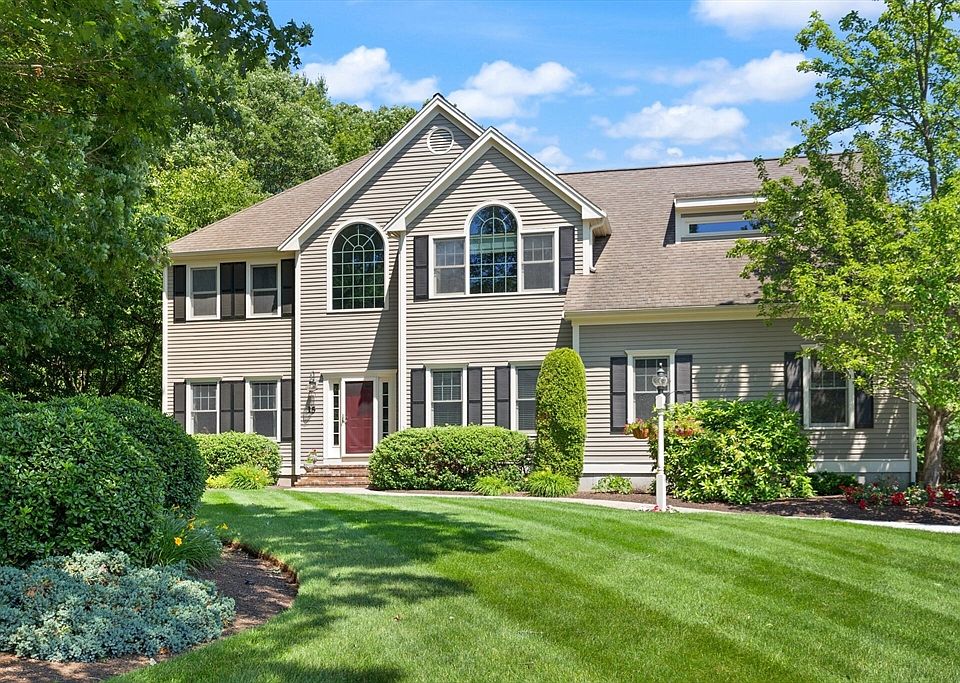 1st image of 15 Aspen Hollow Dr