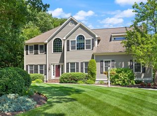 15 Aspen Hollow Dr, North Easton, MA 02356