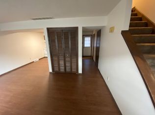 403-2 E Franklin St, Mahomet, IL 61853