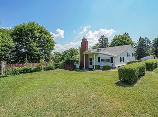 8092 University Blvd, Coraopolis, PA 15108