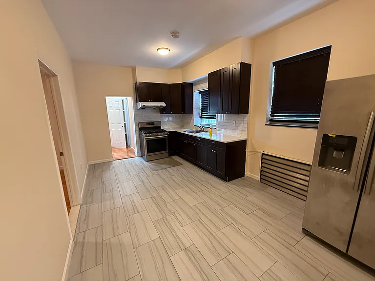 80 McClean Ave #1 — Photo 8