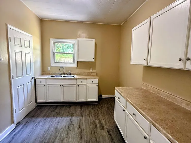 920 Clement St — Photo 4