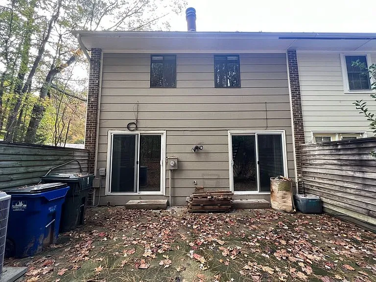 6011 Dixon Dr — Photo 23