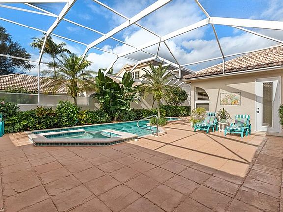 5th image of 27596 Riverbank Dr