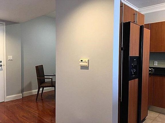 4th image of 1551 N Flagler Dr #1206
