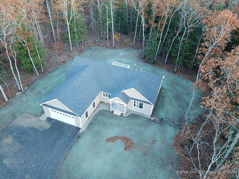 2nd image of 61 White Tail Ln