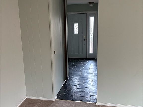 4th image of 647 Tampico Ct