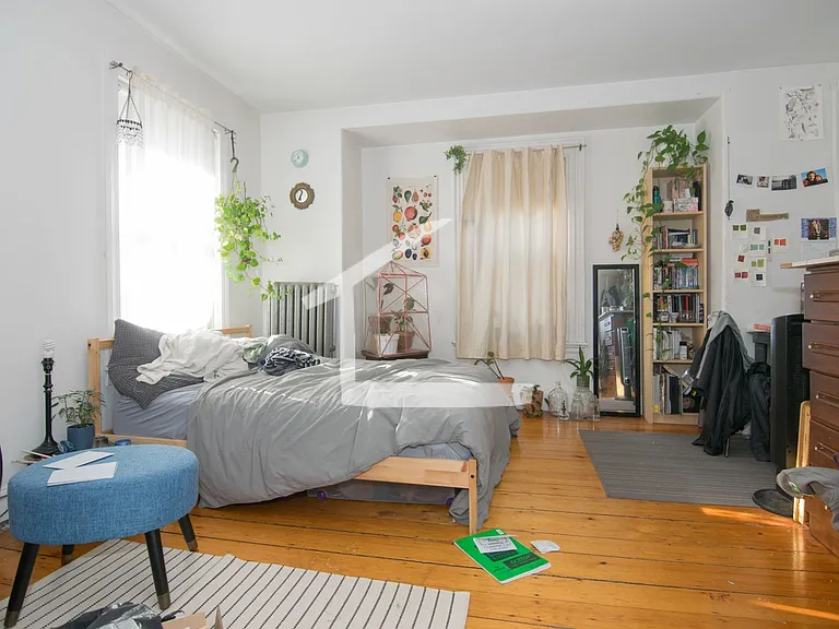 25 Pratt St #1 — Photo 2