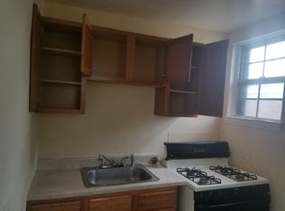 7018 Fieldcrest Rd, Baltimore, MD 21215