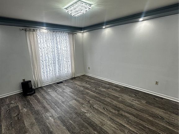 3rd image of 5458 Lamme Rd