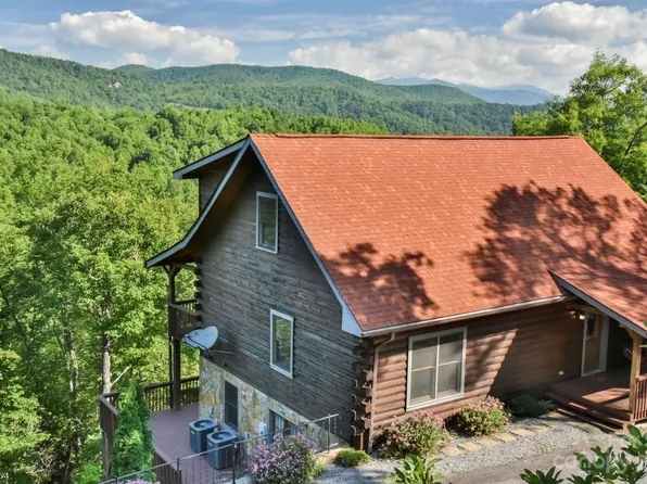 177 Fuji Falls Trl, Black Mountain, NC 28711