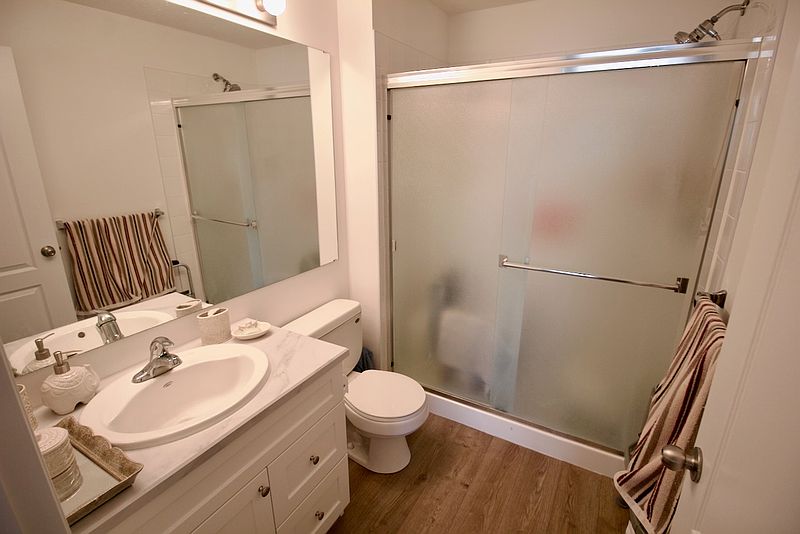 Edmonton Apartment for rent - 2 Bedrooms — photo 11