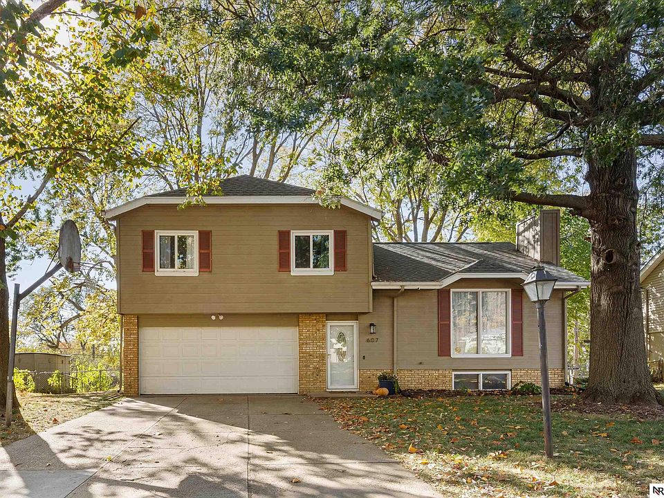 1st image of 607 Mikelluke Cir