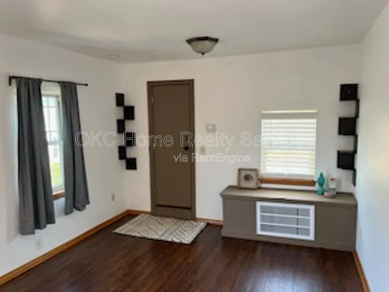 1304 NW 10th St #B — Photo 10