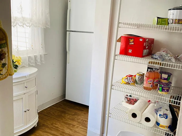7 Webb Ave #1-W — Photo 11