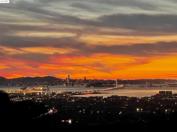 40 Spy Glass Hl, Oakland, CA 94618
