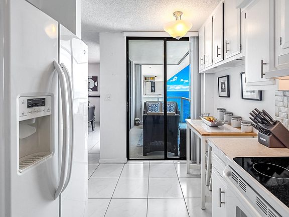 2nd image of 1000 S Ocean Boulevard #18B