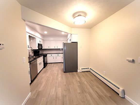 5th image of 845 North Ave NE #14