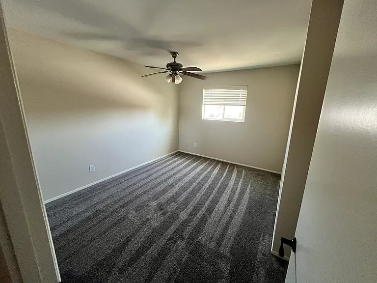 1508 E Coronado Dr — Photo 11
