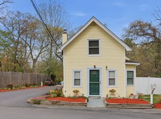 366 Mount Wayte Ave, Framingham, MA 01702