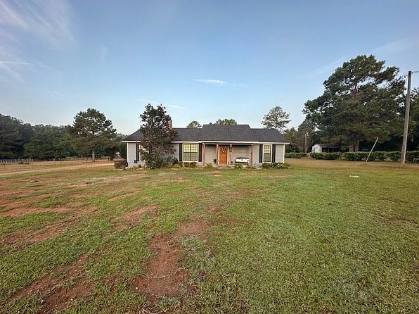 739 McKinnon Rd
