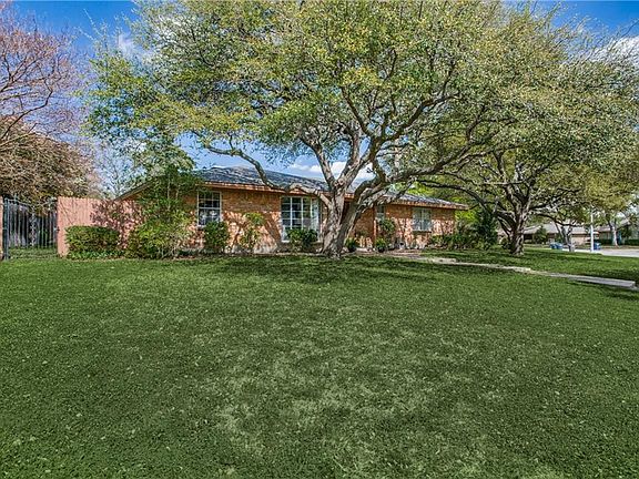 3rd image of 4318 Balboa Dr