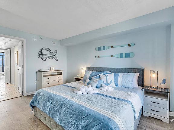 4th image of 3000 N Ocean Blvd. #1423