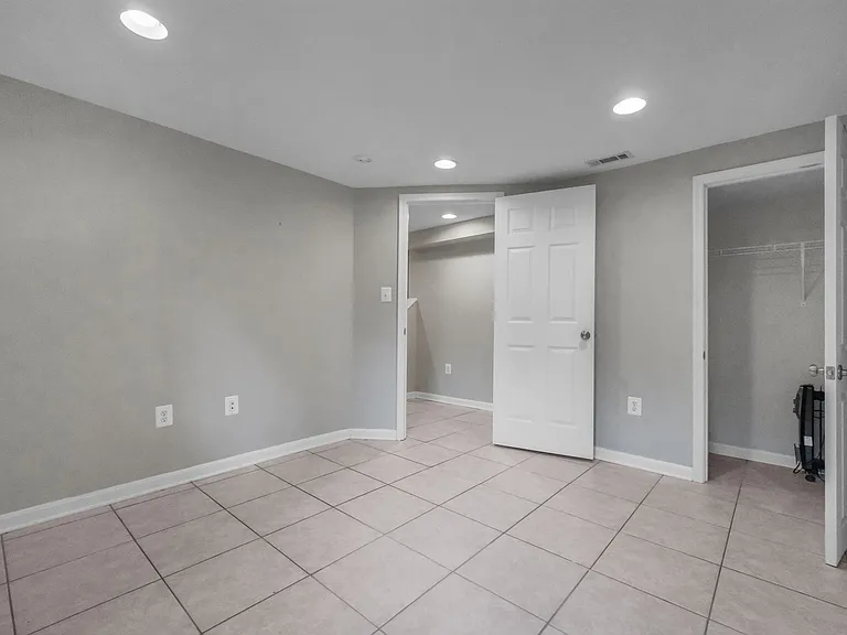 318 Farragut St NW #BASEMENT — Photo 10