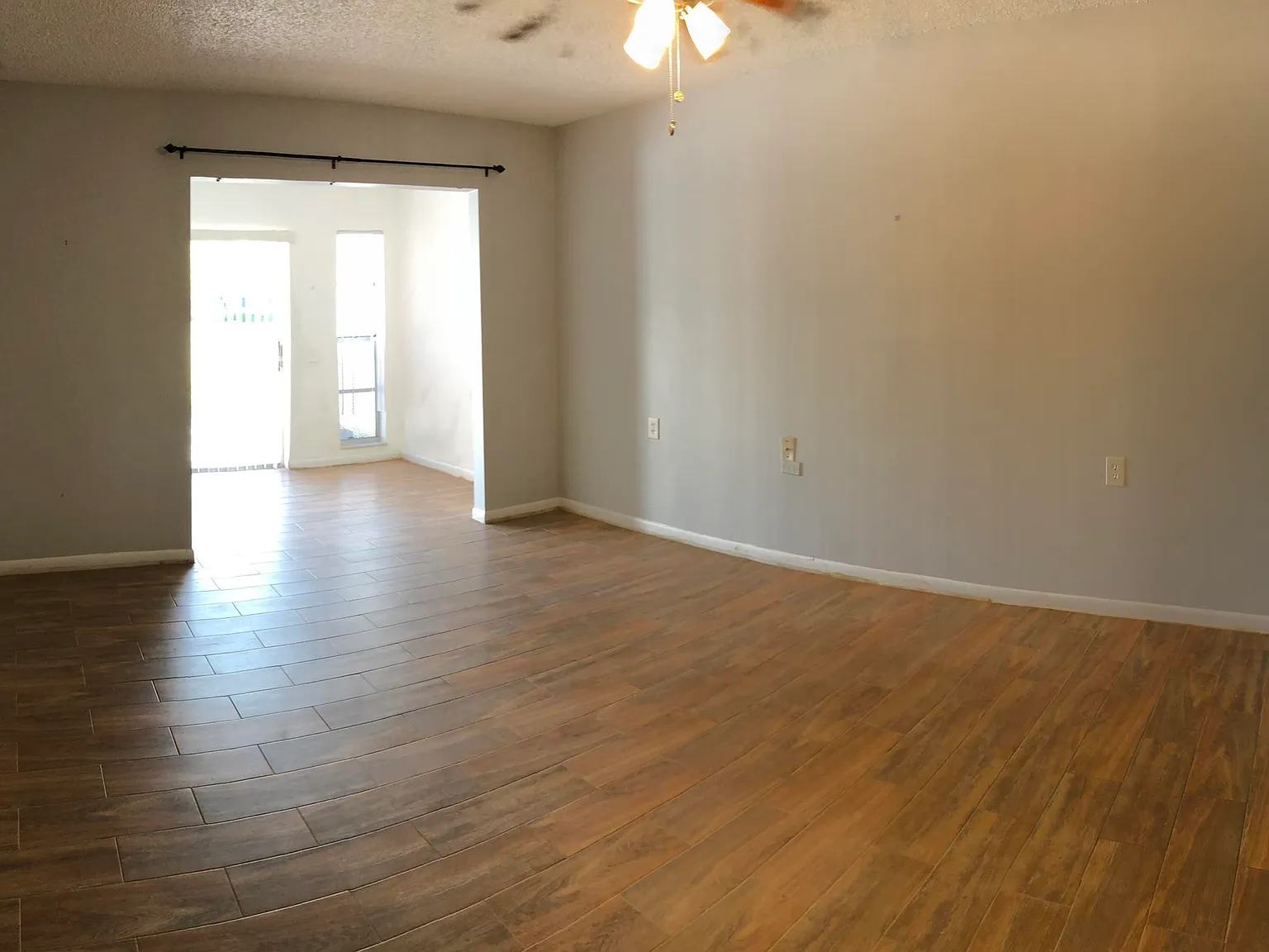 1 bed, 2.0 bath, 860 sqft, $1,700 — Photo 4