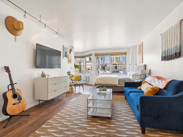 166 E 35th St APT 7F, Manhattan, NY 10016