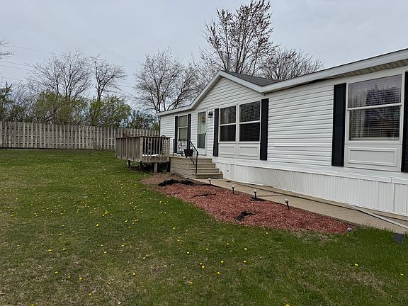 2nd image of 515 Michael Ln