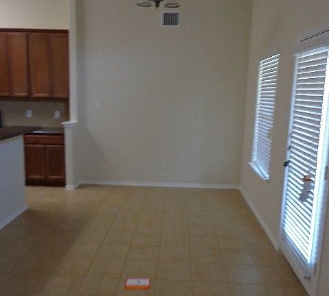5th image of 6211 Emilie Ln