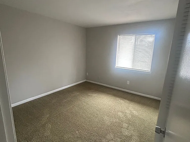 326 Orchard Trace Ln #5 — Photo 6