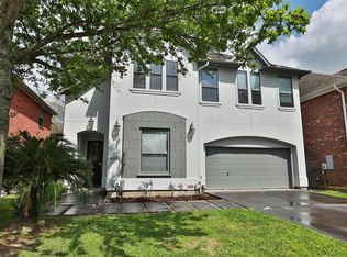 4432 Valerie St, Bellaire, TX 77401