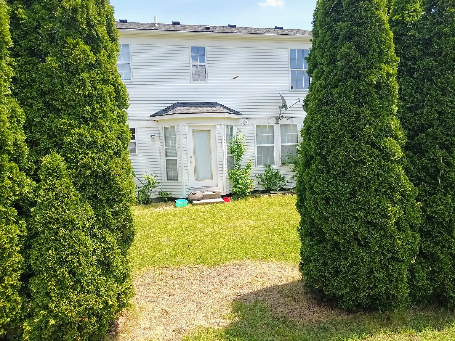 3 bed, 2.5 bath, 2000 sqft, $2,800 — Photo 4