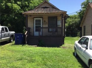 752 Moravia St, Winston Salem, NC 27107