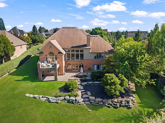 2nd image of 17807 Stonebrook Dr