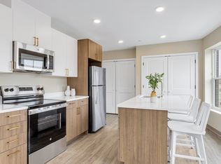 375 Cummins Hwy #207, Roslindale, MA 02131