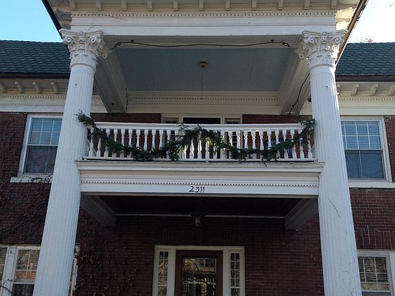 2nd image of 2311 Humboldt Ave S