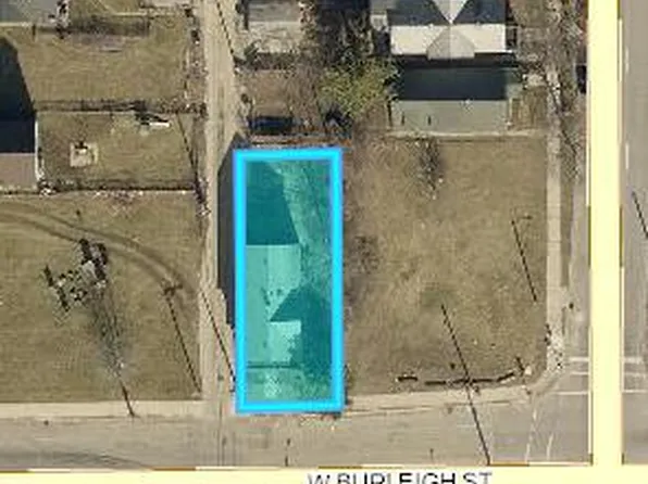 812 W BURLEIGH STREET, Milwaukee, WI 53206