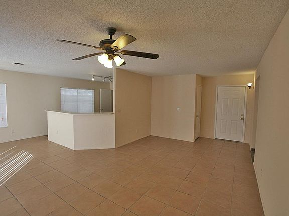 3rd image of 6931 W Tuckey Ln