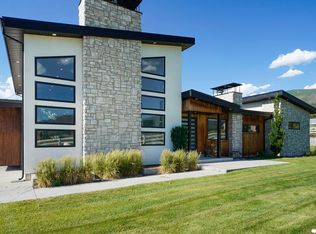 1245 E Draper Ln, Wallsburg, UT 84082