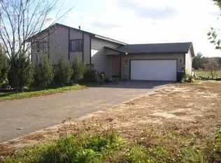 19752 5th St NE, East Bethel, MN 55011